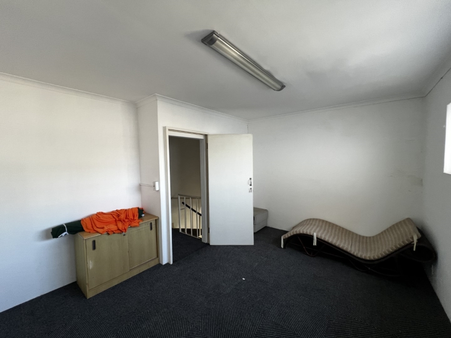 Commercial Property for Sale in Parow East Western Cape